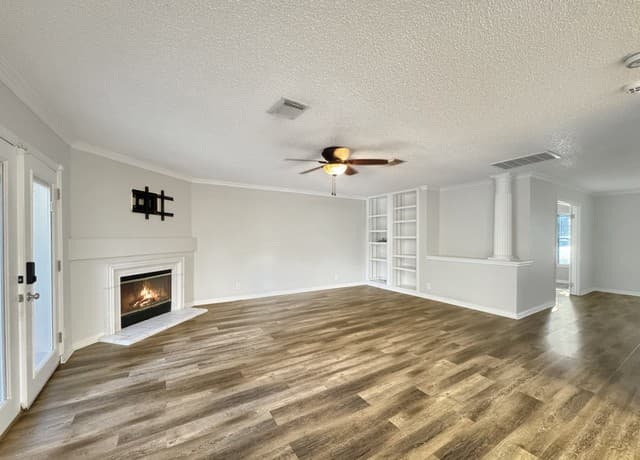 10102  Wilderness Gap, San Antonio, TX 78254 — photo 16