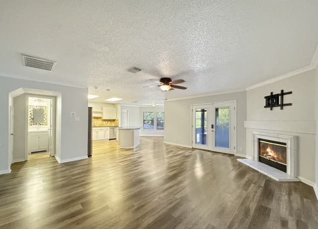 10102  Wilderness Gap, San Antonio, TX 78254 — photo 17