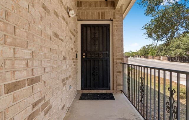 8103  Puente, San Antonio, TX 78223 — photo 5