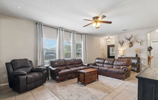 8103  Puente, San Antonio, TX 78223 — photo 7