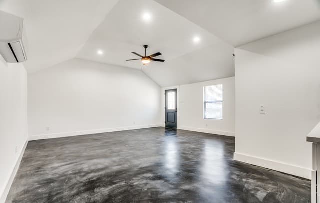 2201  Monterey St, San Antonio, TX 78207 — photo 18