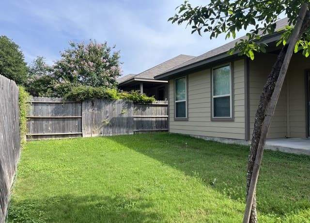 1871  Baron Dr, New Braunfels, TX 78130 — photo 20