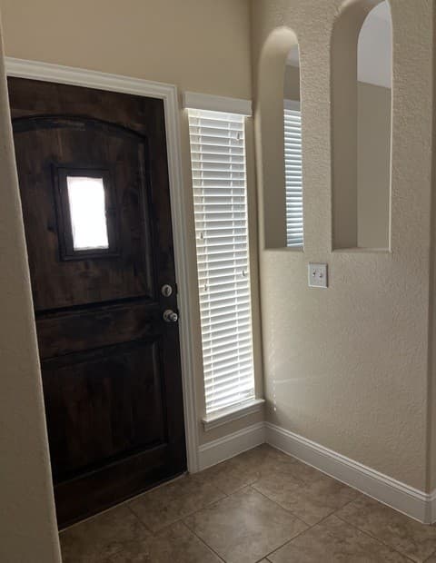 1871  Baron Dr, New Braunfels, TX 78130 — photo 4