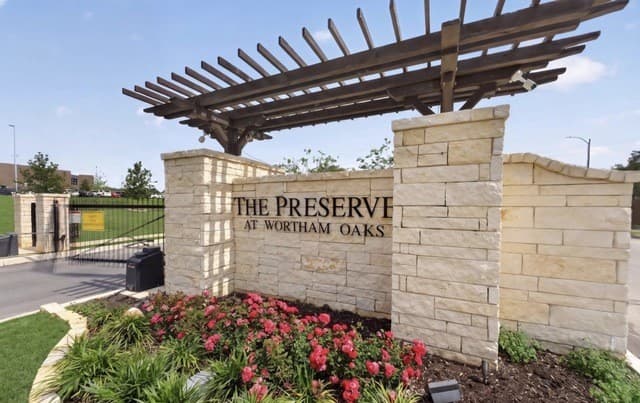 21510  Foxpark lodge