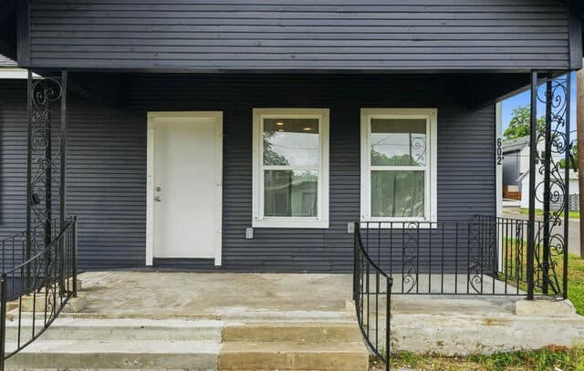602 Canton