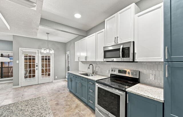 8633  Datapoint Dr Unit 213