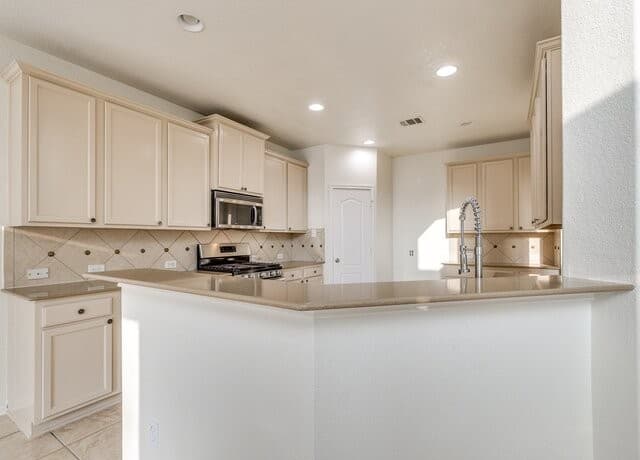 24822  Catalan Cliff, San Antonio, TX 78261 — photo 20