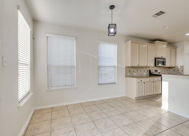24822  Catalan Cliff, San Antonio, TX 78261 — photo 22