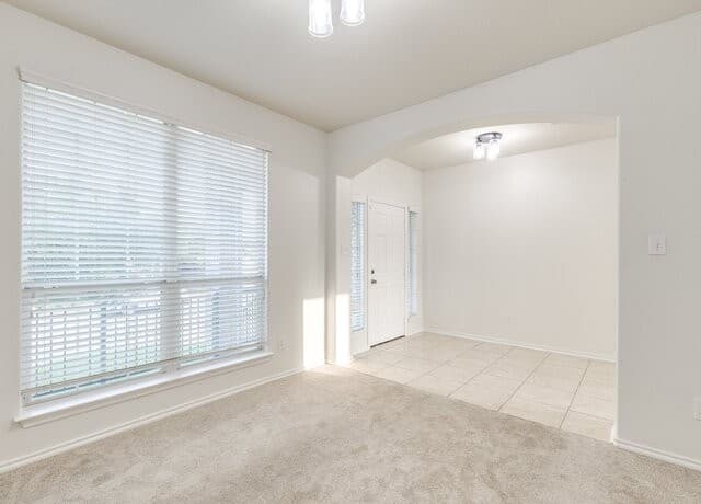 24822  Catalan Cliff, San Antonio, TX 78261 — photo 9