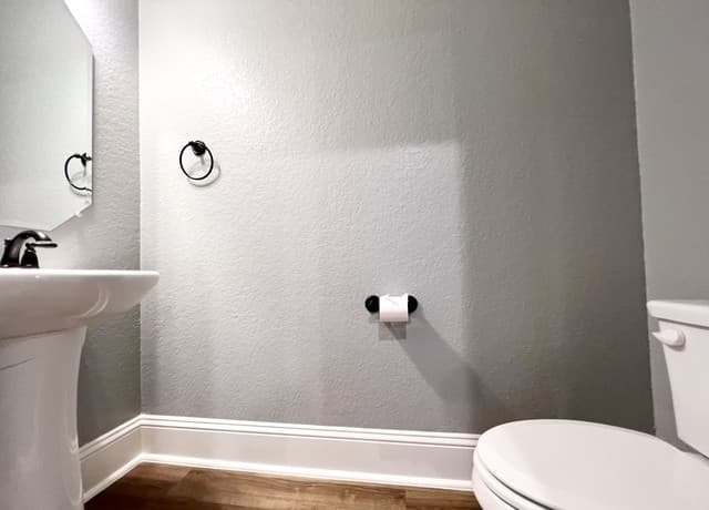 10331  Lynwood Br Unit 102, San Antonio, TX 78245 — photo 5