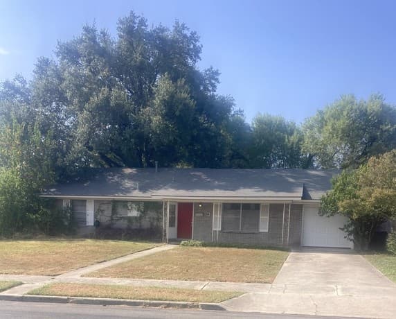 114  Springwood Ln