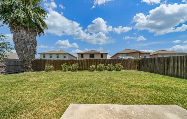 9815  Autumn Pl, Converse, TX 78109 — photo 24
