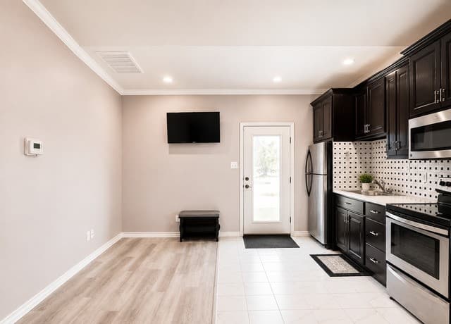 14630  Santa Gertrudis St, San Antonio, TX 78217 — photo 5