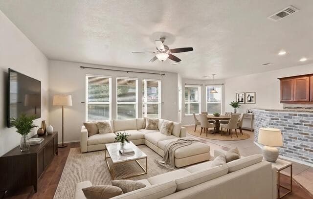 11632  Sweet Pea Run, San Antonio, TX 78245 — photo 4