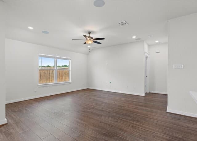 8339  Chasemont Ct, Converse, TX 78109 — photo 5