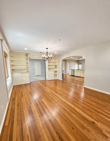 227  Larchmont Dr, San Antonio, TX 78209 — photo 2