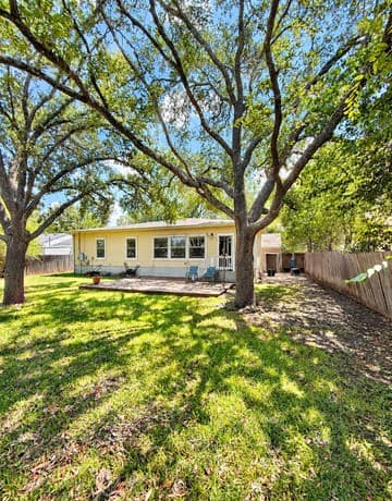 227  Larchmont Dr, San Antonio, TX 78209 — photo 23