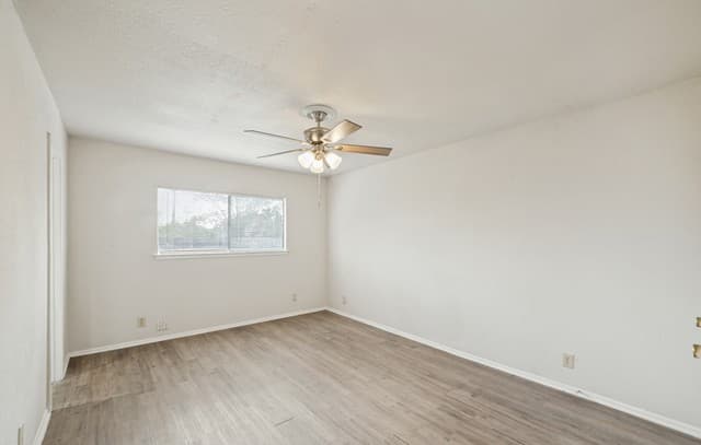 1014  Cloverbrook St, San Antonio, TX 78245 — photo 15