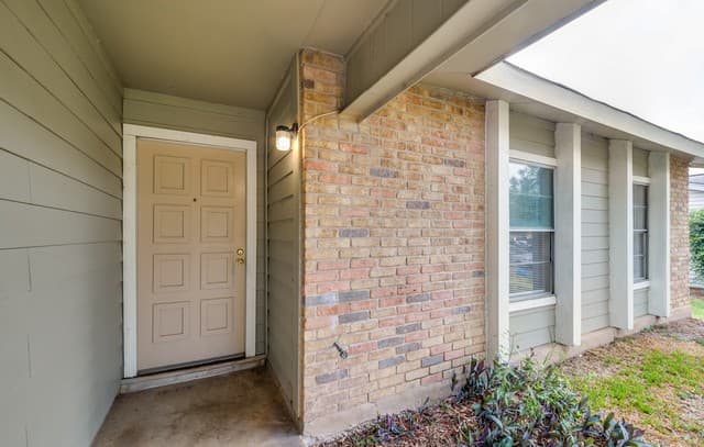 1014  Cloverbrook St, San Antonio, TX 78245 — photo 3