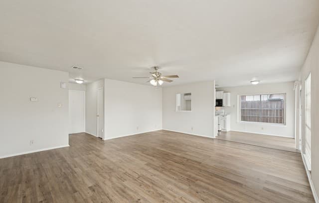 1014  Cloverbrook St, San Antonio, TX 78245 — photo 4