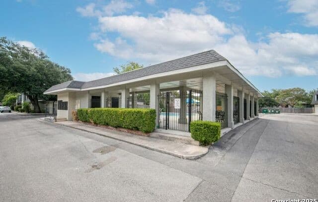 7834  Broadway Unit 207, San Antonio, TX 78209 — photo 10