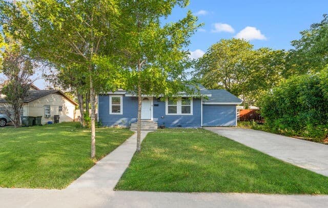 504 Aero Ave