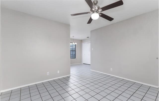 927 W Formosa Unit 4, San Antonio, TX 78221 — photo 2