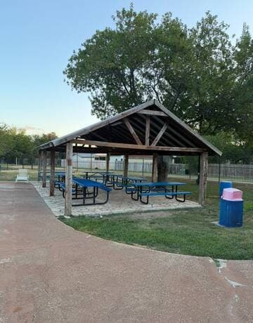 11343  Hatchet Pass Dr, San Antonio, TX 78245 — photo 9
