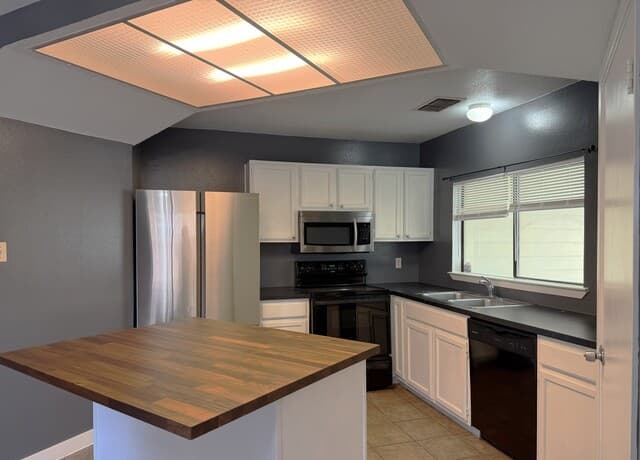 11719  Spring Ridge Dr, San Antonio, TX 78249 — photo 9