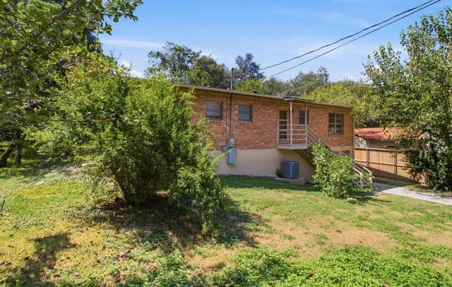 207  Canyon Dr, Alamo Heights, TX 78209 — photo 13