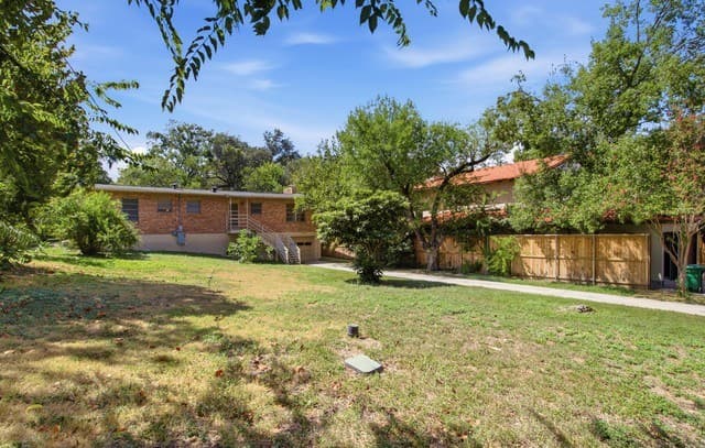 207  Canyon Dr, Alamo Heights, TX 78209 — photo 5