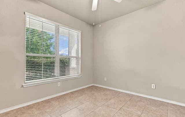 9958  Belmore Cv, San Antonio, TX 78245 — photo 20