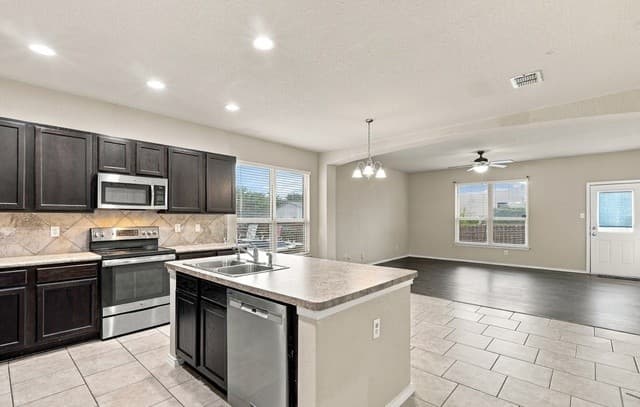 9958  Belmore Cv, San Antonio, TX 78245 — photo 6