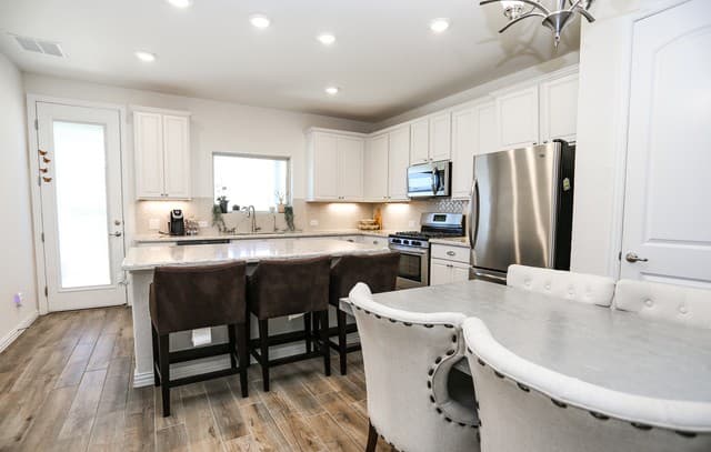 2046  Egret, New Braunfels, TX 78132 — photo 14