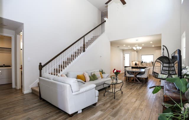2046  Egret, New Braunfels, TX 78132 — photo 4