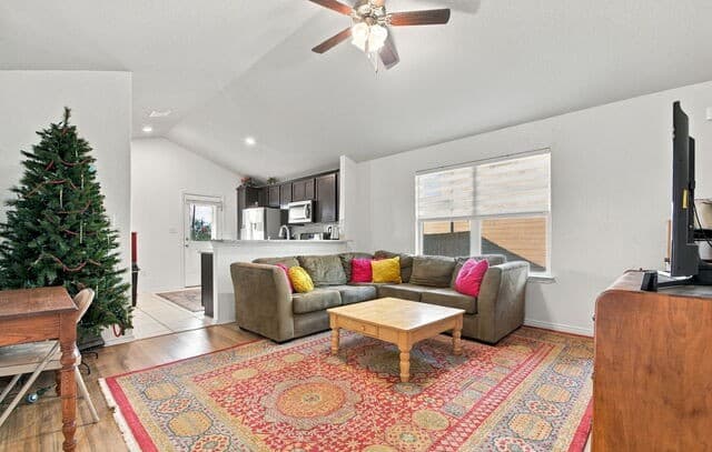 802  Hickory Trail, San Antonio, TX 78245 — photo 4