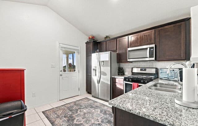 802  Hickory Trail, San Antonio, TX 78245 — photo 7