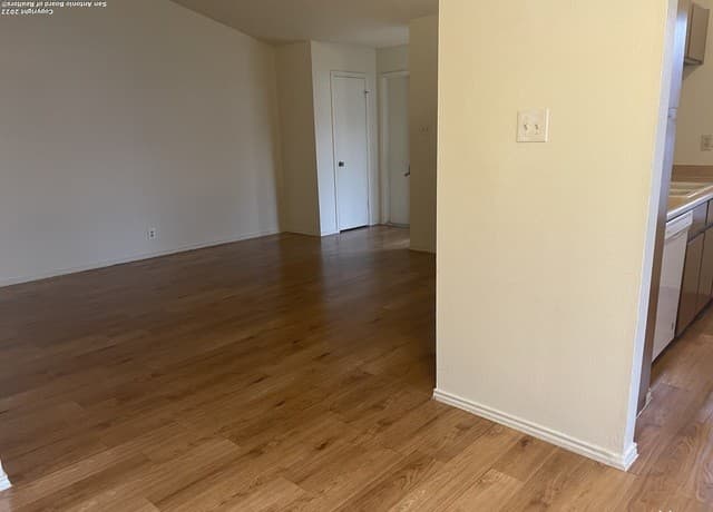 5000  Sommerdale, San Antonio, TX 78217 — photo 5