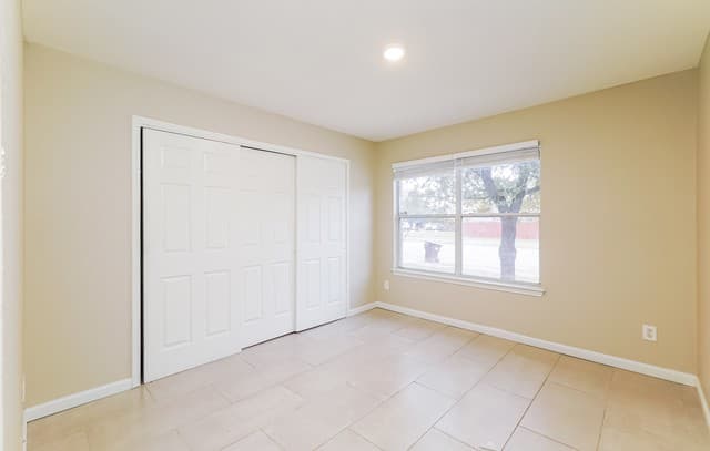 2322  Pue, San Antonio, TX 78245 — photo 11
