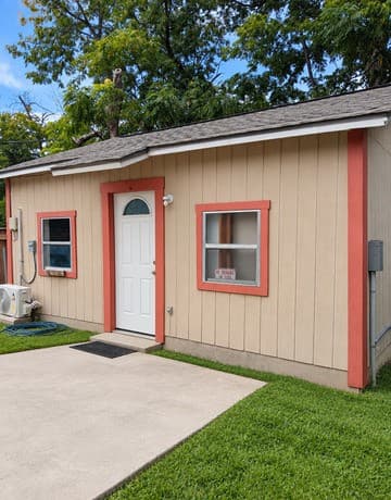 1915  Pasadena, San Antonio, TX 78201 — photo 2