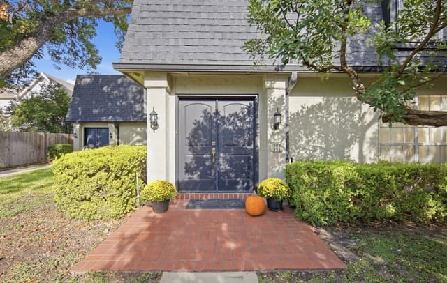 7834  Broadway St Unit 804