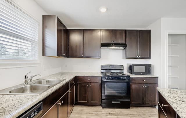 15518  Crimson Topaz, San Antonio, TX 78253 — photo 11