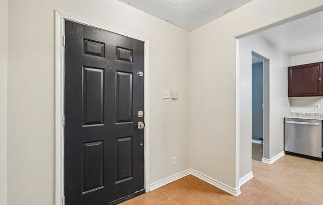 3815  Wetmore Knl, San Antonio, TX 78247 — photo 5