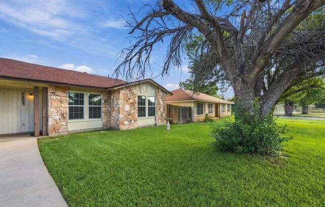 7203  Timbercreek Dr