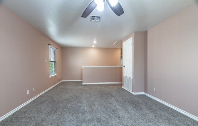 6818  Slaton Flds, Converse, TX 78109 — photo 24