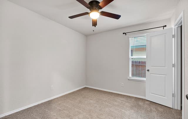 12218  Mulberry Crk, San Antonio, TX 78245 — photo 12