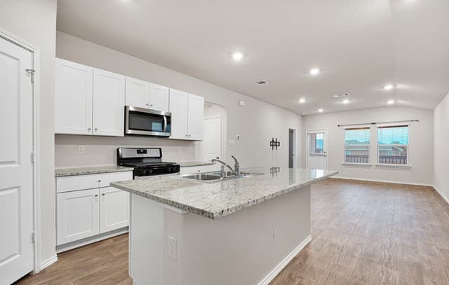 12218  Mulberry Crk, San Antonio, TX 78245 — photo 2