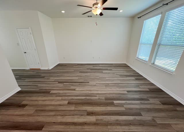 8239  Velasquez, San Antonio, TX 78253 — photo 11