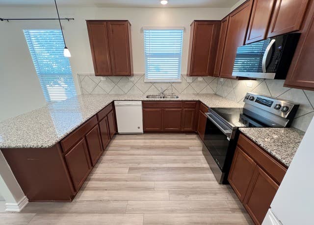 8239  Velasquez, San Antonio, TX 78253 — photo 16