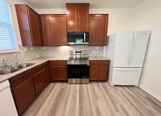 8239  Velasquez, San Antonio, TX 78253 — photo 17